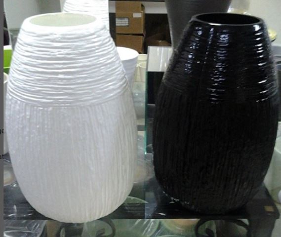 CD Black and White Vase